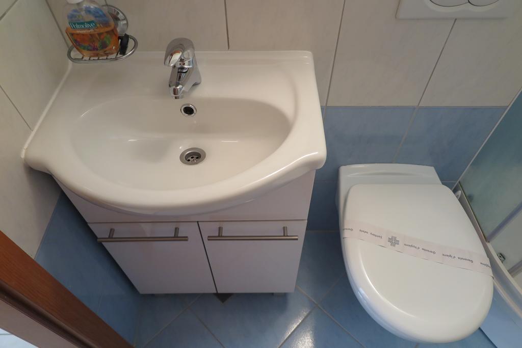 Apartment Omerovic نوفاليا المظهر الخارجي الصورة