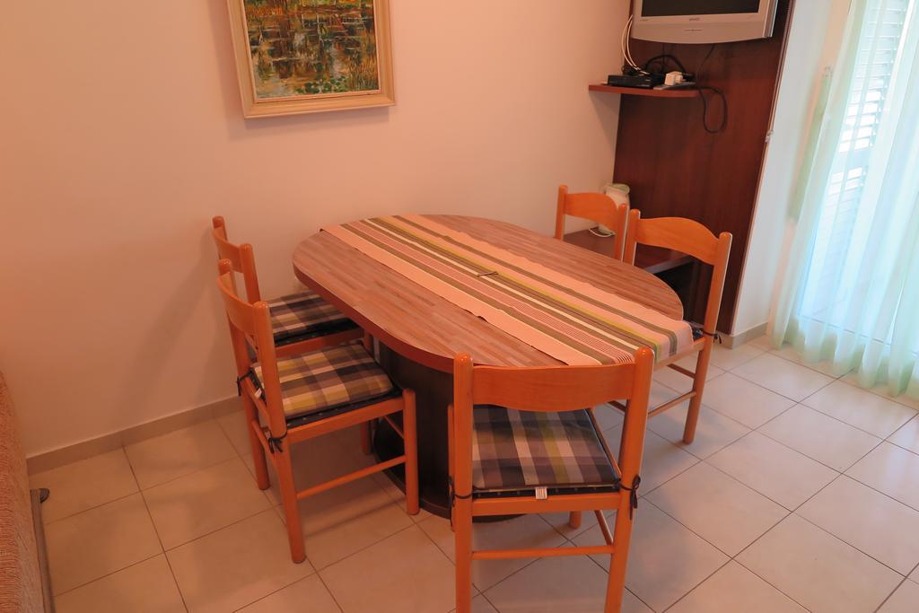 Apartment Omerovic نوفاليا المظهر الخارجي الصورة
