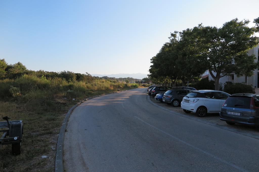 Apartment Omerovic نوفاليا المظهر الخارجي الصورة